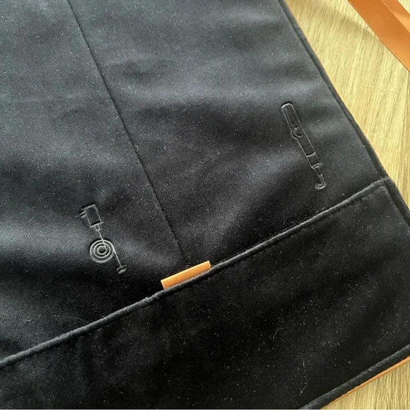 DYSON airstrait travel case! - Picture 4 of 4